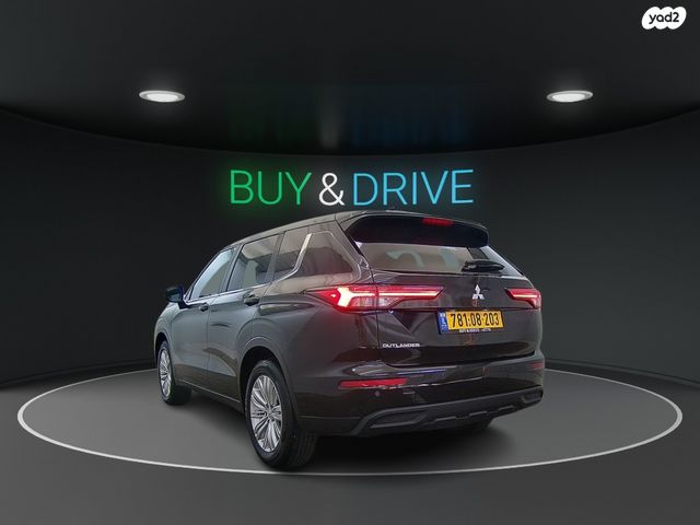 מיצובישי אאוטלנדר