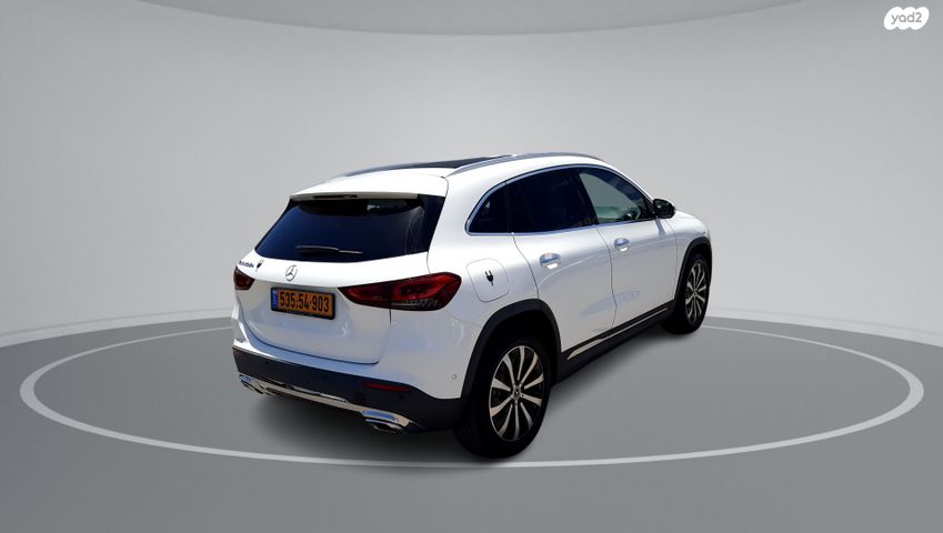 מרצדס-בנץ GLA