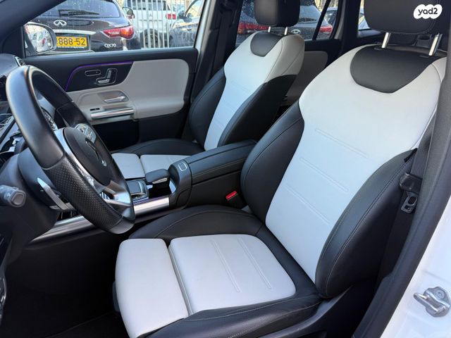 מרצדס-בנץ GLA