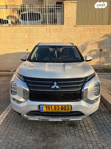 מיצובישי אאוטלנדר