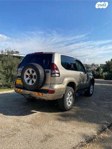 טויוטה לנד קרוזר