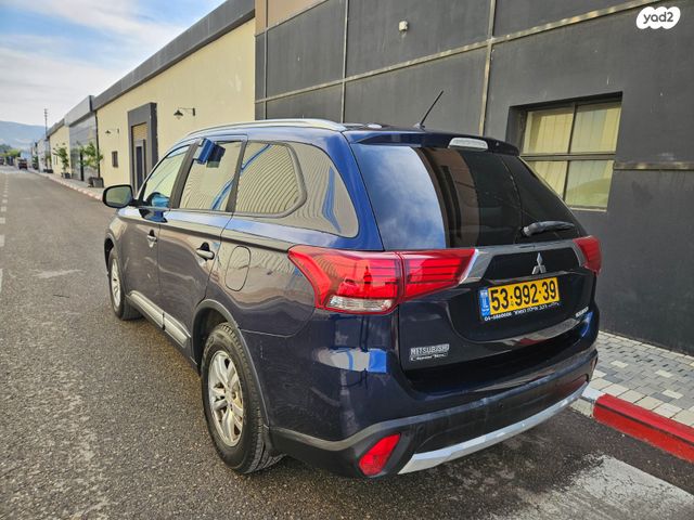 מיצובישי אאוטלנדר