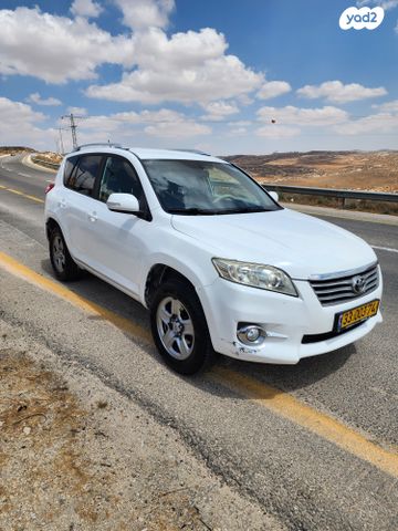 טויוטה RAV4