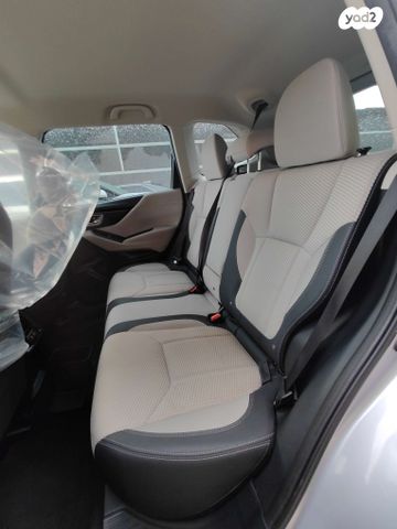 סובארו פורסטר