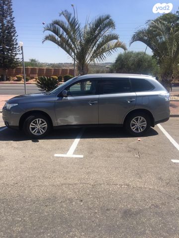 מיצובישי אאוטלנדר