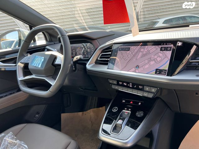 אאודי Q4 e-tron