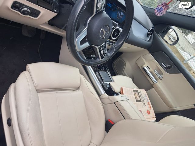 מרצדס-בנץ GLA