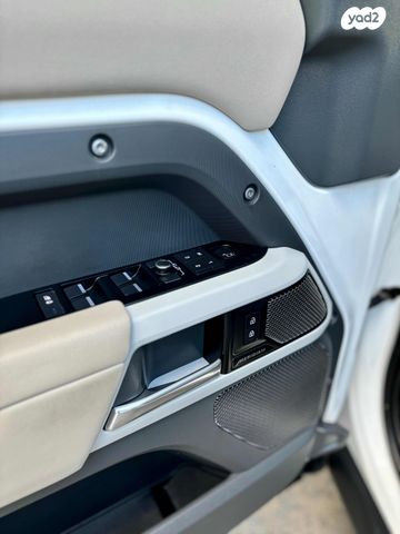 לנד רובר דיפנדר