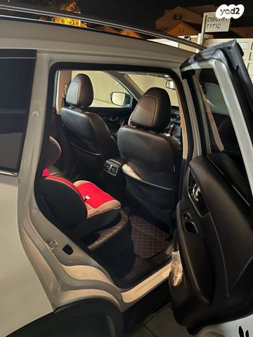 ניסאן אקס טרייל