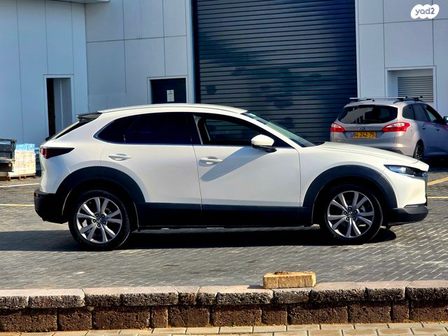 מאזדה CX-30