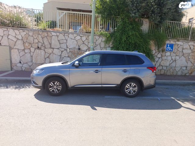 מיצובישי אאוטלנדר