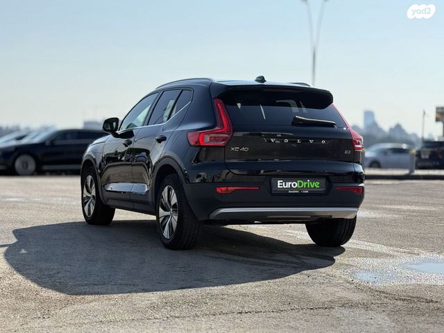 וולוו XC40