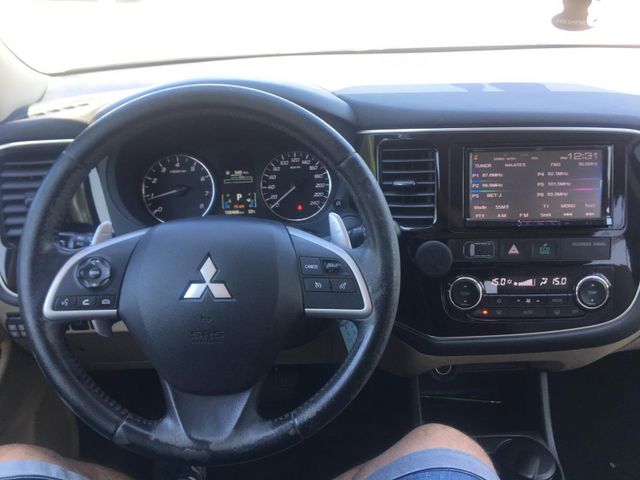 מיצובישי אאוטלנדר