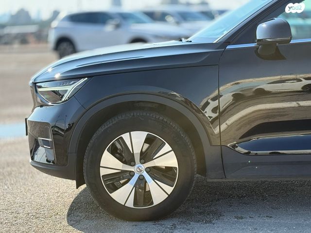 וולוו XC40