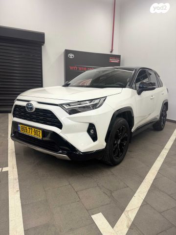 טויוטה RAV4