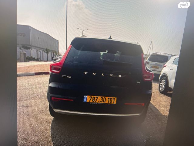 מודעת רכב וולוו XC40