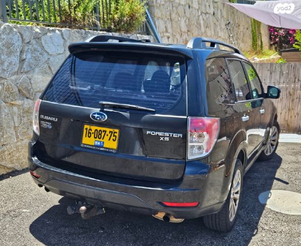 סובארו פורסטר