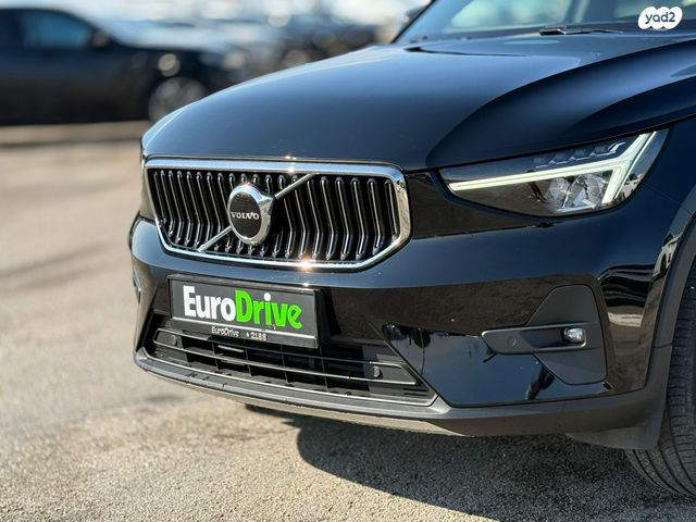 וולוו XC40