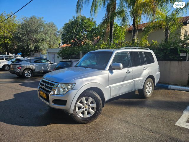 מיצובישי פג'רו