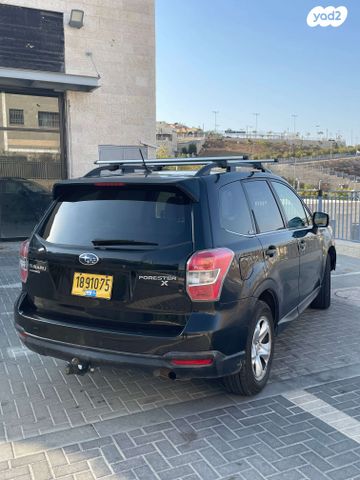 סובארו פורסטר