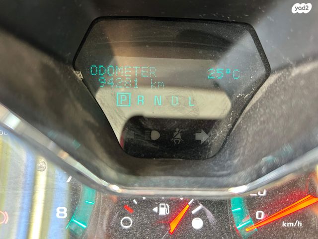 שברולט טראוורס