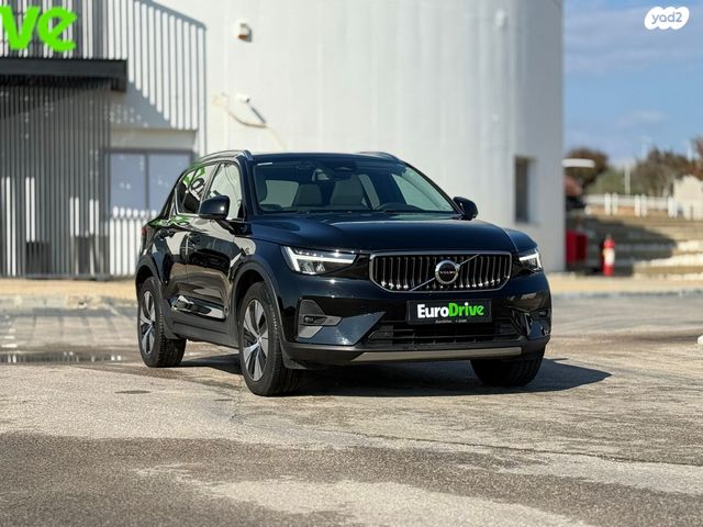 וולוו XC40