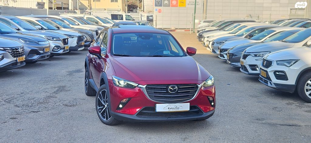 מודעת רכב מאזדה CX-3