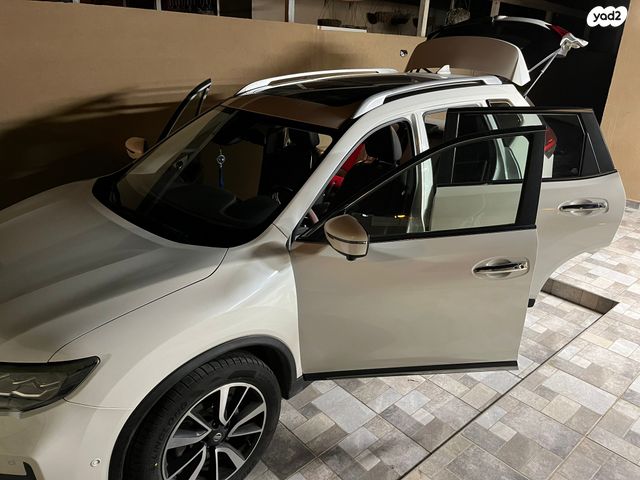 ניסאן אקס טרייל