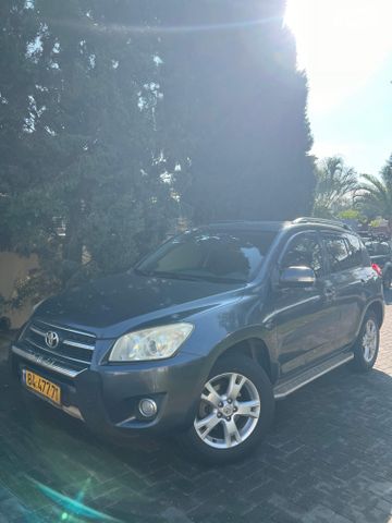 מודעת רכב טויוטה RAV4