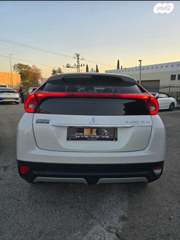 מיצובישי אקליפס קרוס