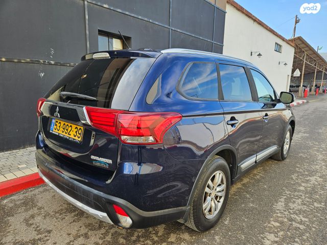 מיצובישי אאוטלנדר