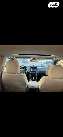 טויוטה לנד קרוזר