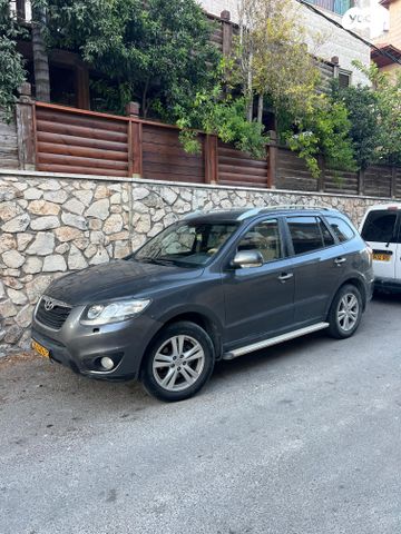 יונדאי סנטה פה