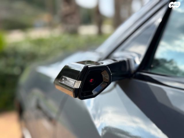 אאודי Q8 e-tron