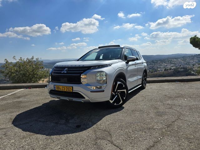 מיצובישי אאוטלנדר