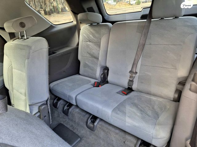 שברולט טראוורס