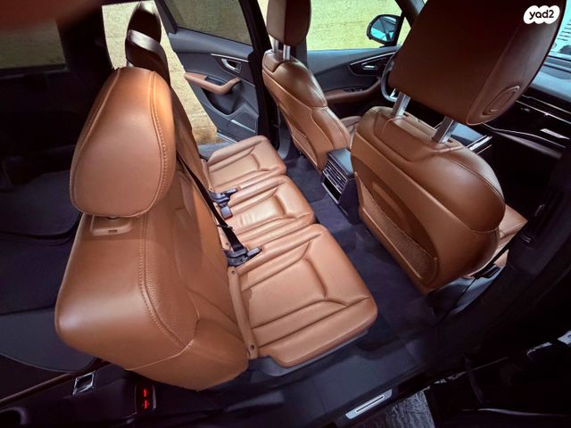 מודעת רכב אאודי Q7