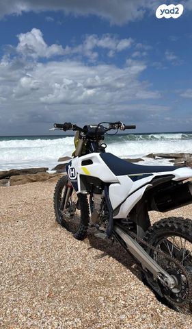 מודעת רכב הוסקוורנה FC450