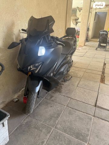 ימאהה TMAX 560 Tech