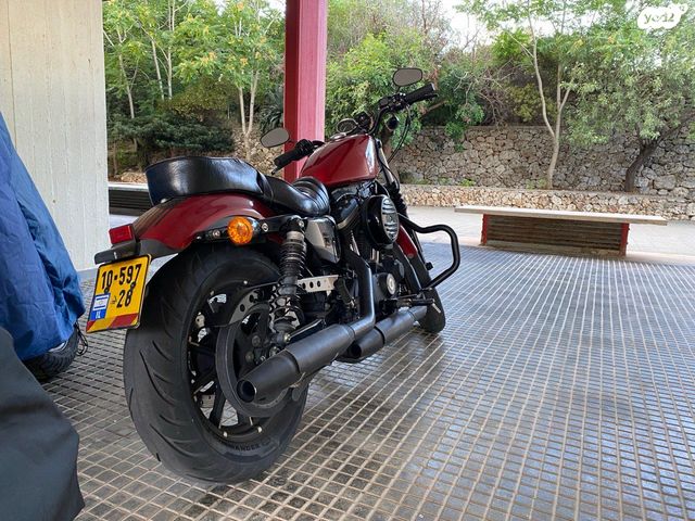 הרלי דיווידסון איירון 883