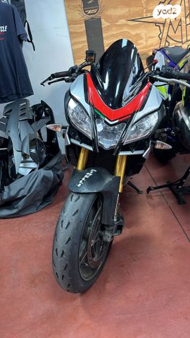 מודעת רכב אפריליה טואונו V4