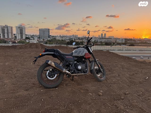 רויאל אנפילד סקארם 411