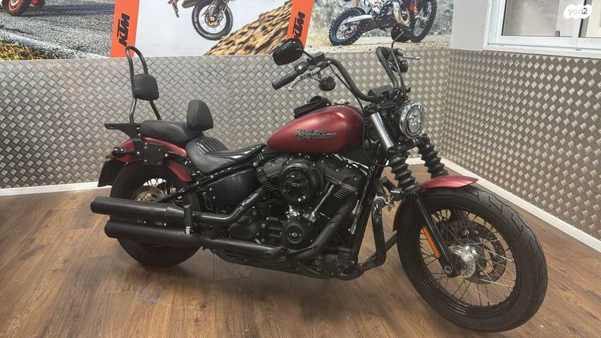 מודעת רכב הרלי דיווידסון סטריט בוב 107