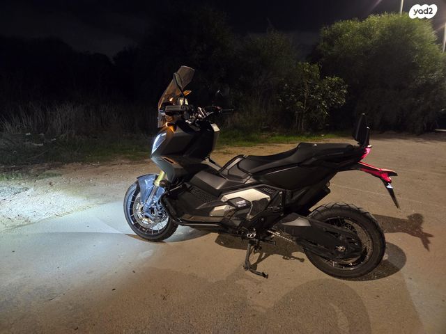 הונדה ADV 750 H