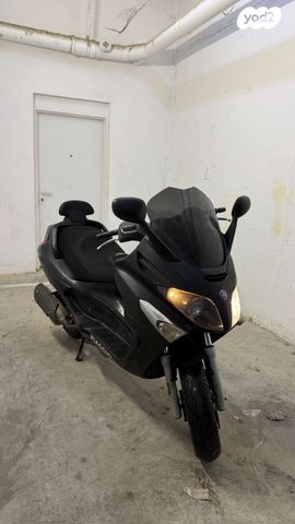 פיאג'ו X-Evo 250