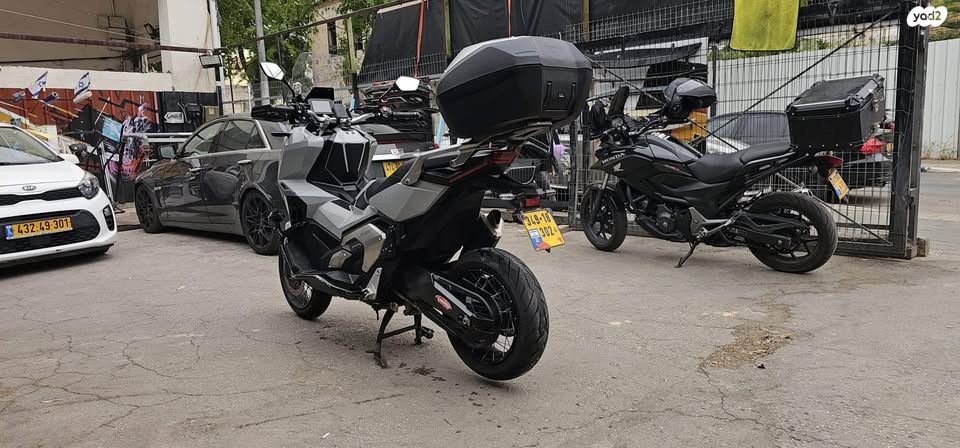הונדה X-ADV750