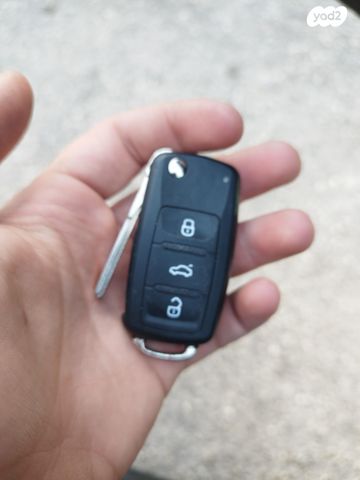 feedItemObj.data.row_1