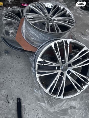 feedItemObj.data.row_1