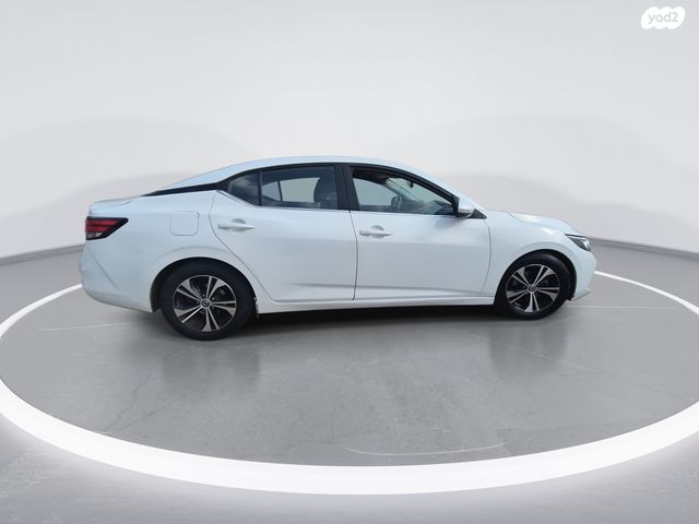 ניסאן סנטרה