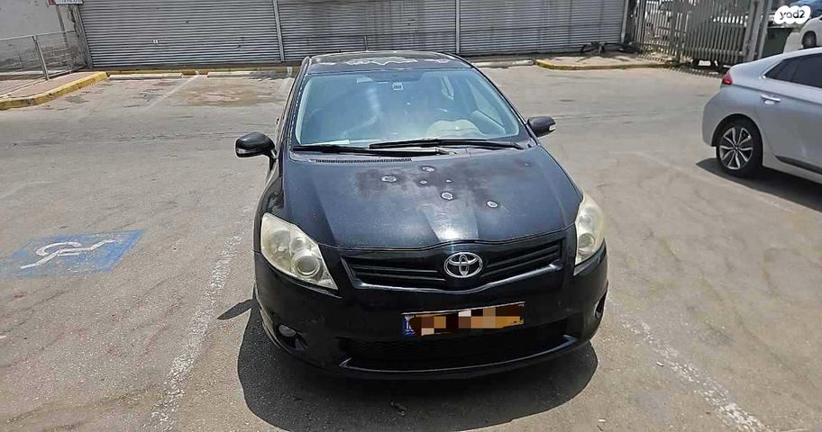 מודעת רכב טויוטה אוריס